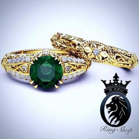 3.5Cts Emerald and Diamond Yellow Gold Engagement Ring Set