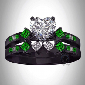 Emerald and Heart Shaped Diamond Engagement Ring Set