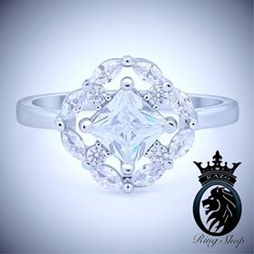 The Winter Star White Diamond on White Gold Engagement Ring